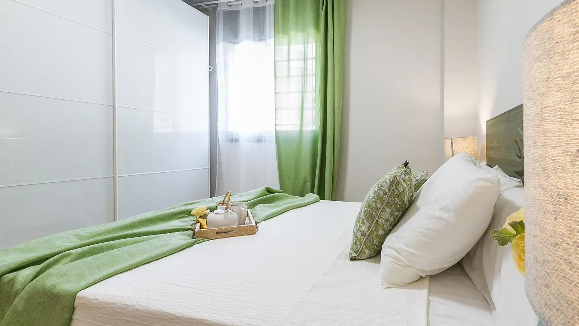 Top Family Apartment By Lofties Terrassa