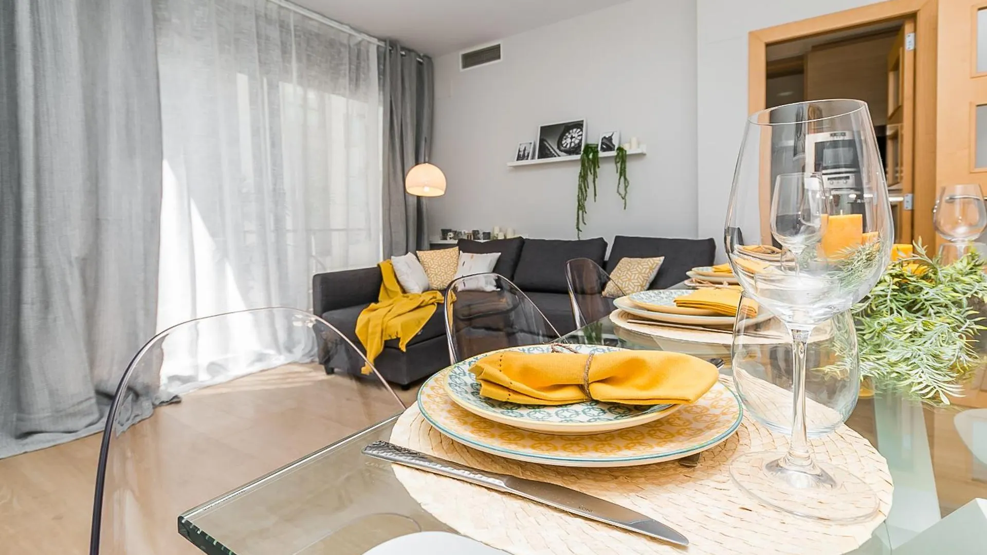Top Family Apartment By Lofties Terrassa 0*,  Spain