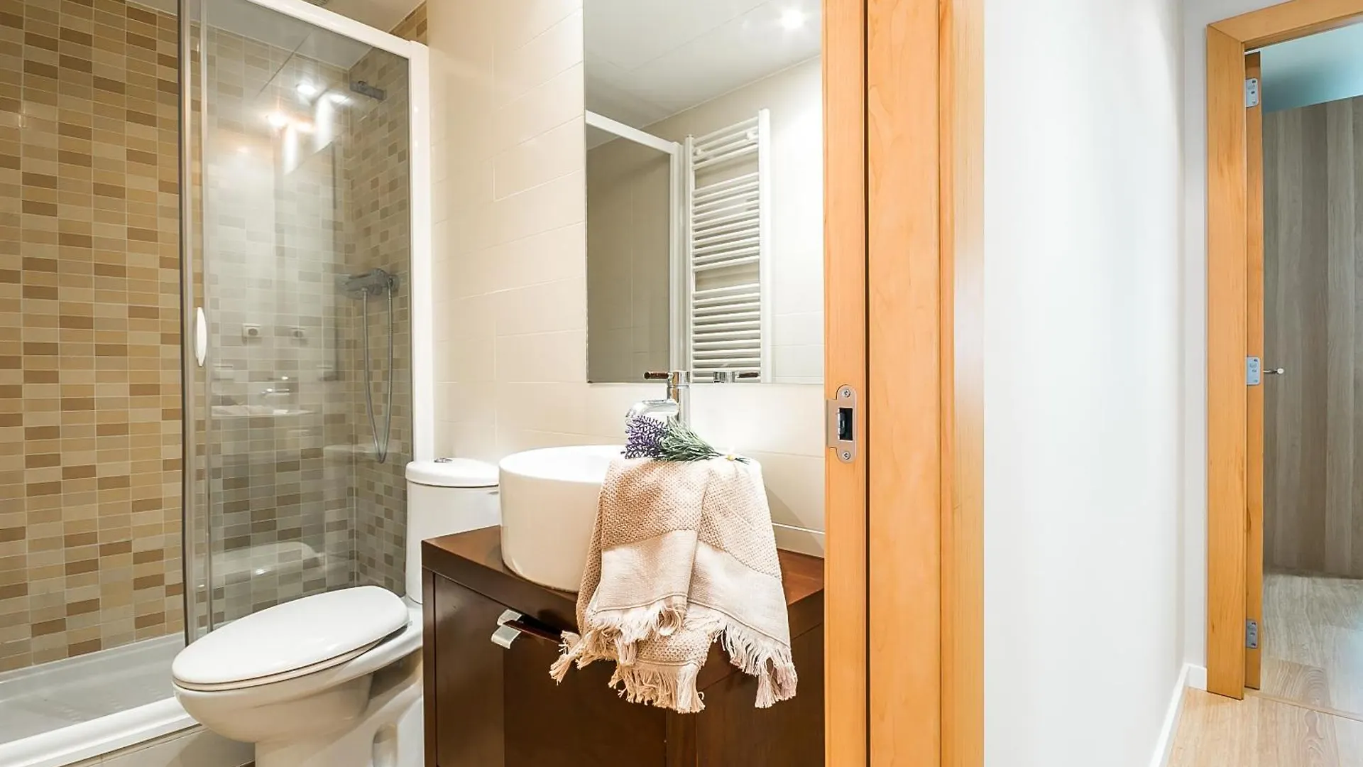 Top Family Apartment By Lofties Terrassa