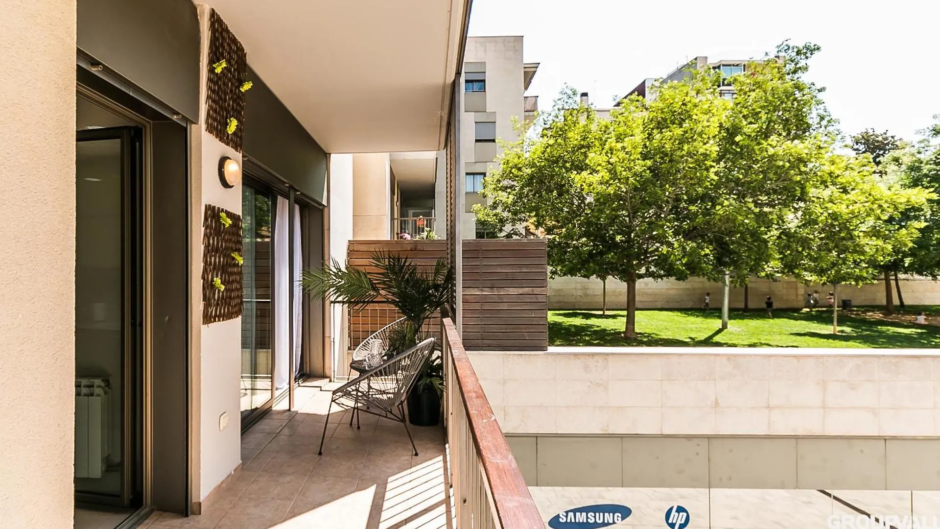 Top Family Apartment By Lofties Terrassa